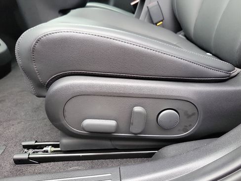 Used 2025 Hyundai Ioniq 5 XRT AWD/4WD image 14