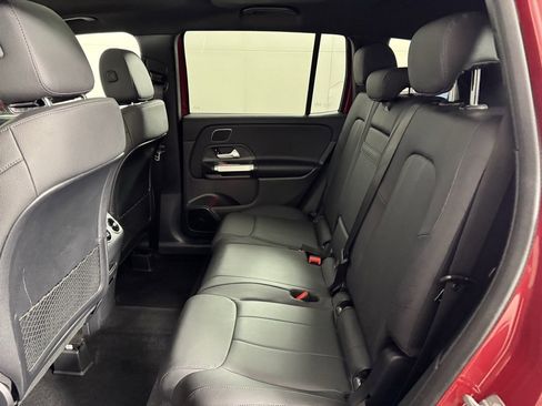 Certified 2025 Mercedes-Benz GLB 250 4MATIC image 20