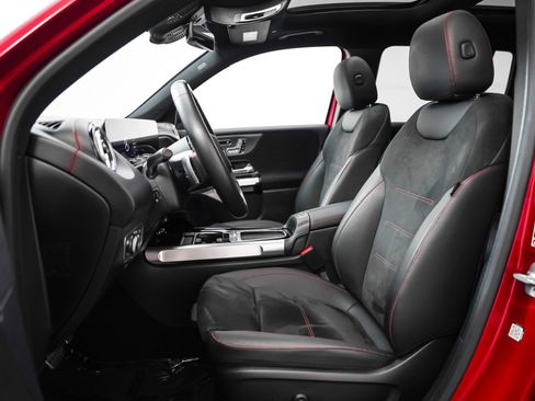 Certified 2024 Mercedes-Benz EQB 250+ image 5