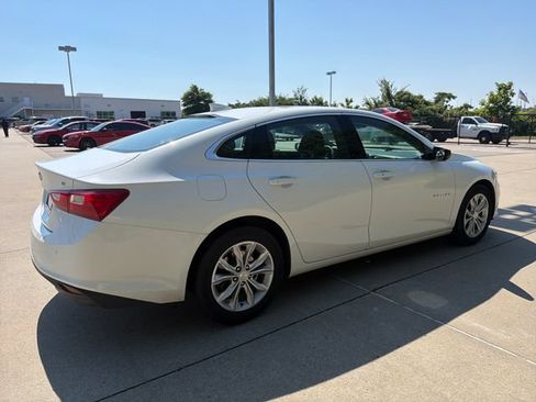 Used 2024 Chevrolet Malibu LT FWD image 5