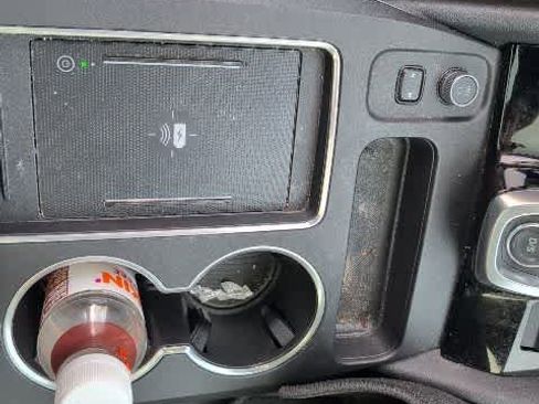 Used 2025 Acura MDX SH-AWD image 21