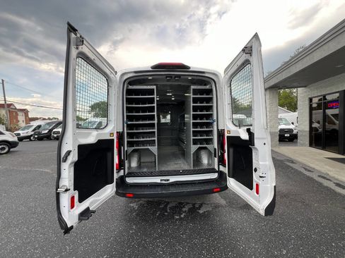 Used 2018 Ford Transit 350 148 Medium Roof RWD image 17