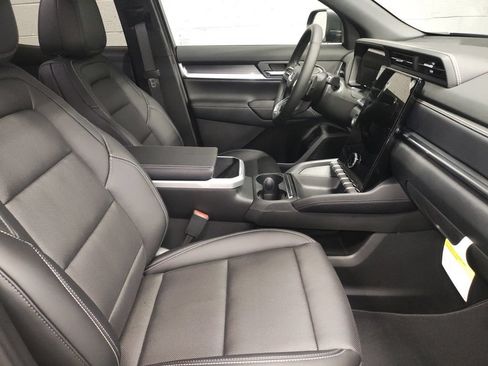 New 2027 GMC Terrain Elevation w/ Elevation Premium Package AWD/4WD image 7
