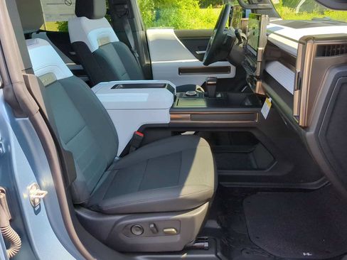 Used 2024 GMC Hummer EV 3X w/ Omega Edition AWD/4WD image 25