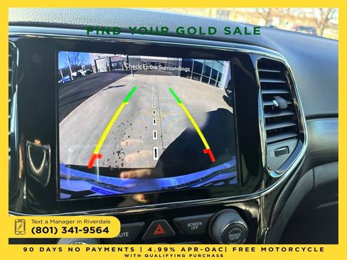 Used 2022 Jeep Grand Cherokee Laredo X image 25