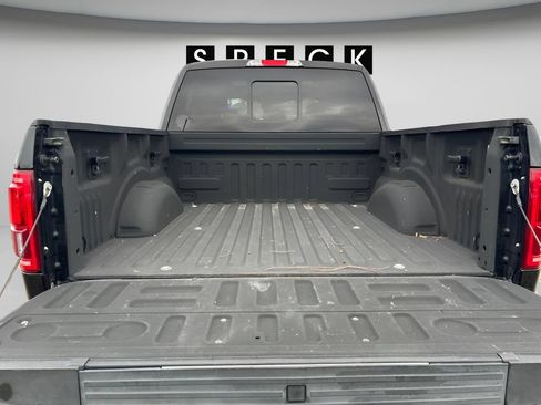 Used 2016 Ford F150 Platinum w/ Equipment Group 701A Luxury AWD/4WD image 13