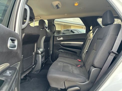 Used 2019 Dodge Durango SXT image 24