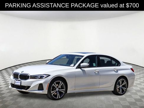 Used 2023 BMW 330i Sedan w/ Parking Assistance Package RWD image 3