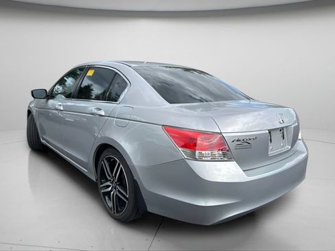 Used 2010 Honda Accord EX image 8