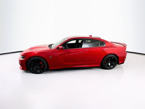 Used 2018 Dodge Charger SRT Hellcat w/ Harman/Kardon Audio Group RWD image 8