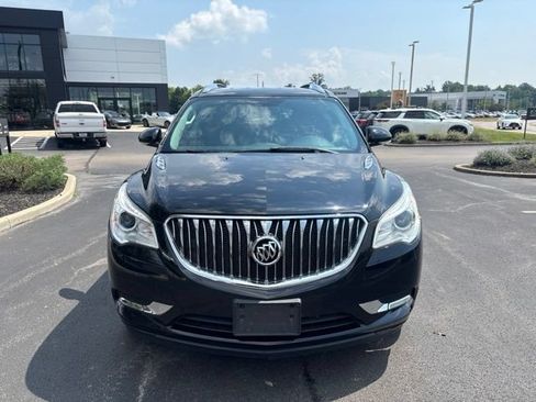 Used 2017 Buick Enclave Leather AWD/4WD image 4