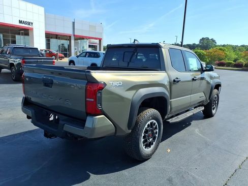 New 2026 Toyota Tacoma TRD Off-Road AWD/4WD image 3