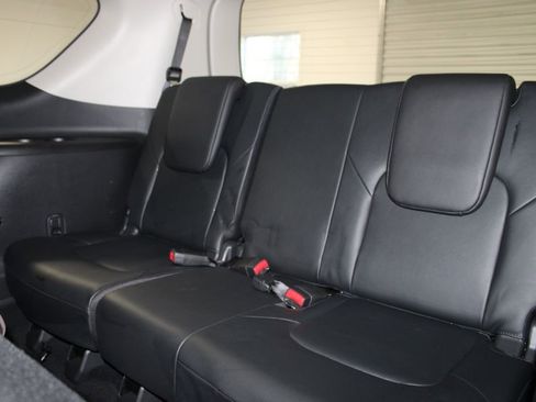 Used 2024 Nissan Armada Platinum w/ Captain's Chairs Package image 25
