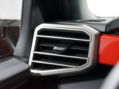 Used 2025 Toyota Tundra Limited image 26