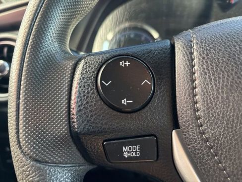 Used 2019 Toyota Corolla L image 14