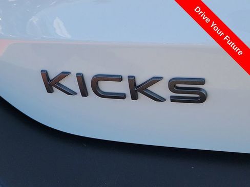 Used 2025 Nissan Kicks SV FWD image 26