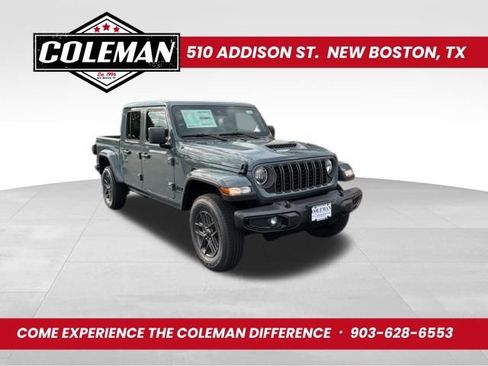 Used 2025 Jeep Gladiator Sport AWD/4WD image 1