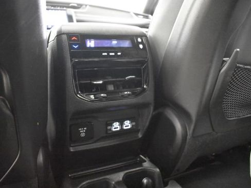 Used 2023 Jeep Grand Cherokee L Laredo AWD/4WD image 29