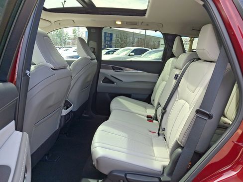 Certified 2026 INFINITI QX60 Luxe w/ Cargo Package image 11