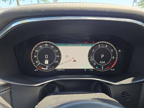 Used 2024 Jaguar F-PACE R-Dynamic S AWD/4WD image 19