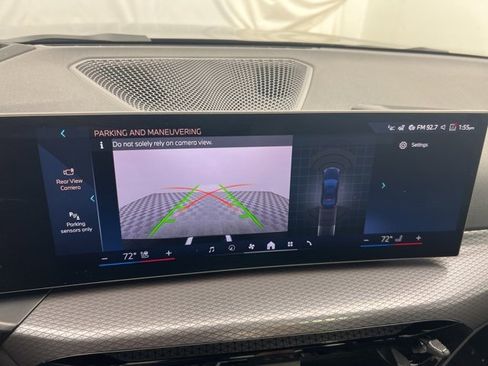 Used 2025 BMW 330i xDrive Sedan w/ Premium Package image 18