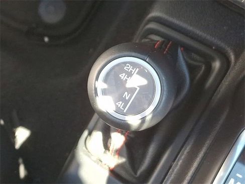 Used 2021 Jeep Wrangler Unlimited Rubicon image 26