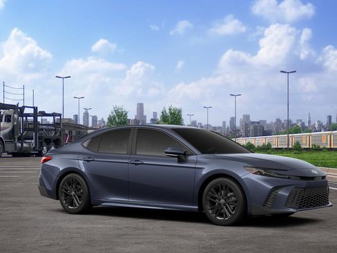 New 2026 Toyota Camry Hybrid AWD/4WD image 16