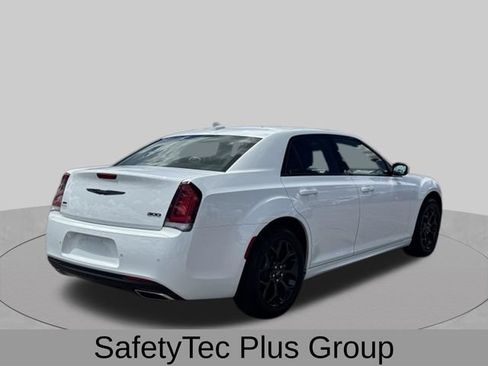 Certified 2021 Chrysler 300 Touring L AWD/4WD image 8