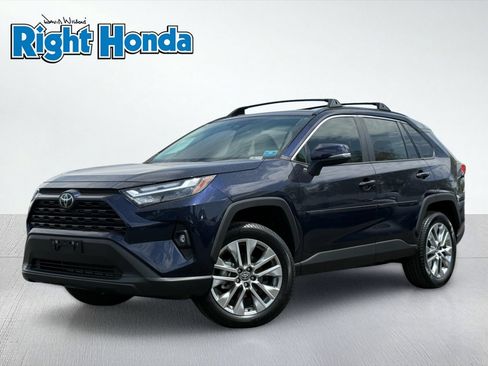 Used 2025 Toyota RAV4 XLE Premium FWD image 2