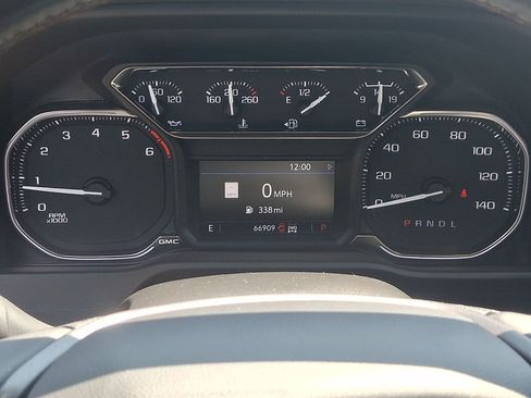Used 2022 GMC Sierra 2500 AT4 w/ AT4 Preferred Package AWD/4WD image 13