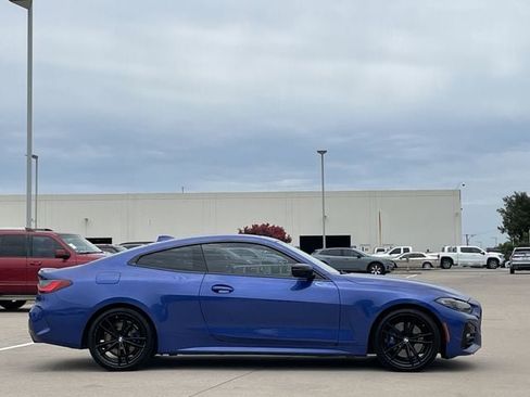 Used 2022 BMW 430i Coupe w/ M Sport Package RWD image 3