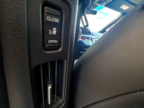 Used 2025 Honda Odyssey Sport-L image 57