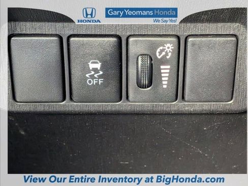 Used 2017 Toyota Prius V Two image 22