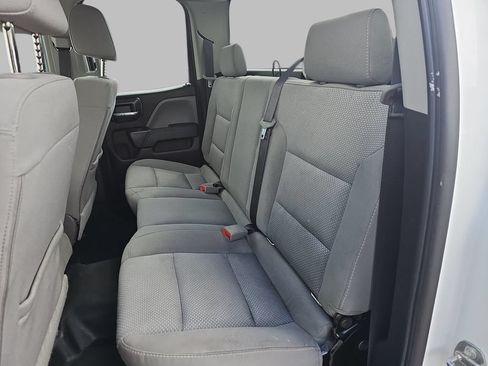 Used 2019 Chevrolet Silverado 2500 W/T AWD/4WD image 17