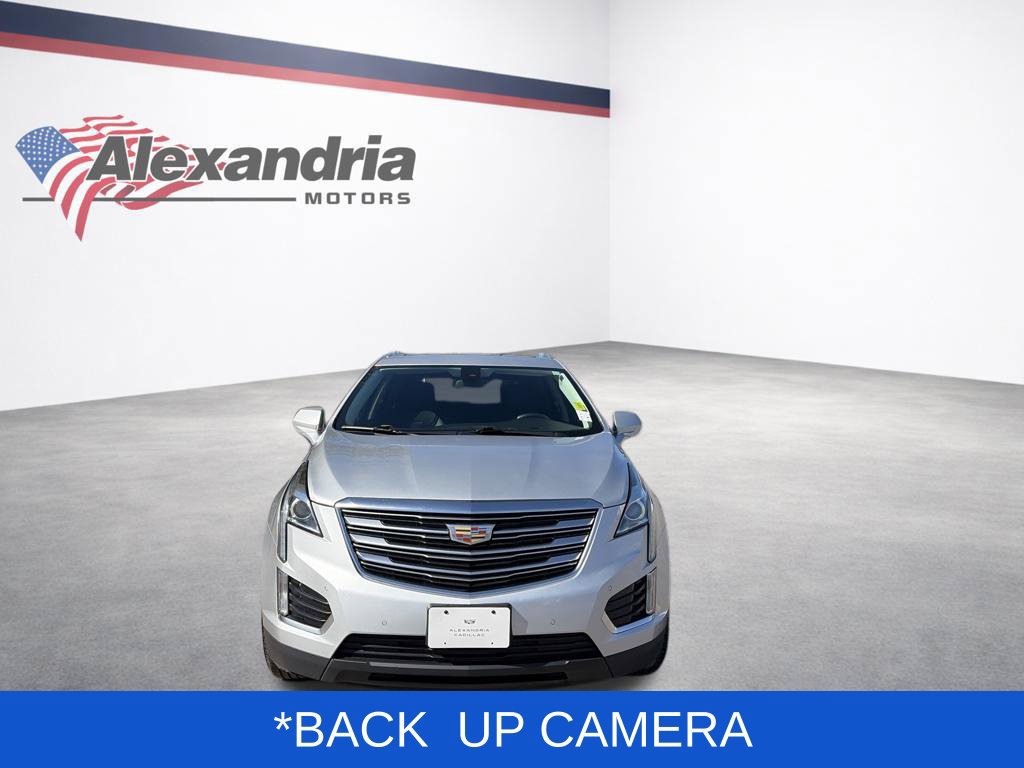 Used 2017 Cadillac XT5 Luxury w/ Driver Awareness Package FWD image 2
