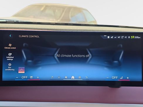 Used 2025 BMW iX xDrive50 w/ Convenience Package AWD/4WD image 27