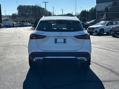 Certified 2026 Mercedes-Benz GLA 250 4MATIC image 6