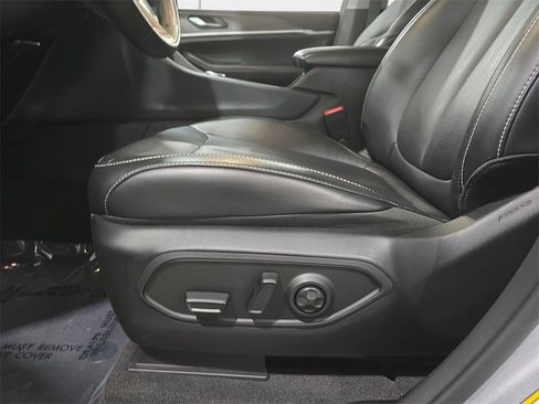 Used 2021 Jeep Grand Cherokee L Limited image 27