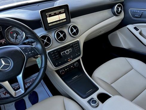 Used 2015 Mercedes-Benz GLA 250 4MATIC w/ Premium Package image 41