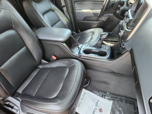 Used 2022 Chevrolet Colorado Z71 AWD/4WD image 20