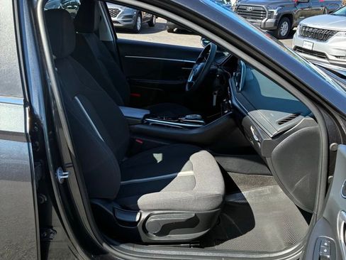 Used 2023 Hyundai Sonata SE image 16