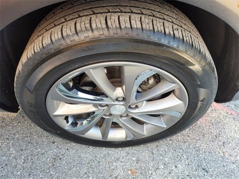 Used 2023 Buick Encore GX Essence w/ Experience Buick Package image 18