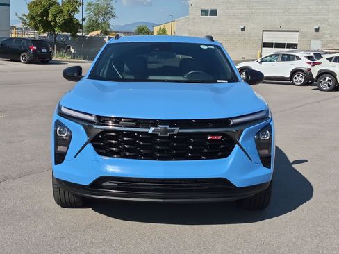 Used 2024 Chevrolet Trax RS w/ Driver Confidence Package FWD image 9