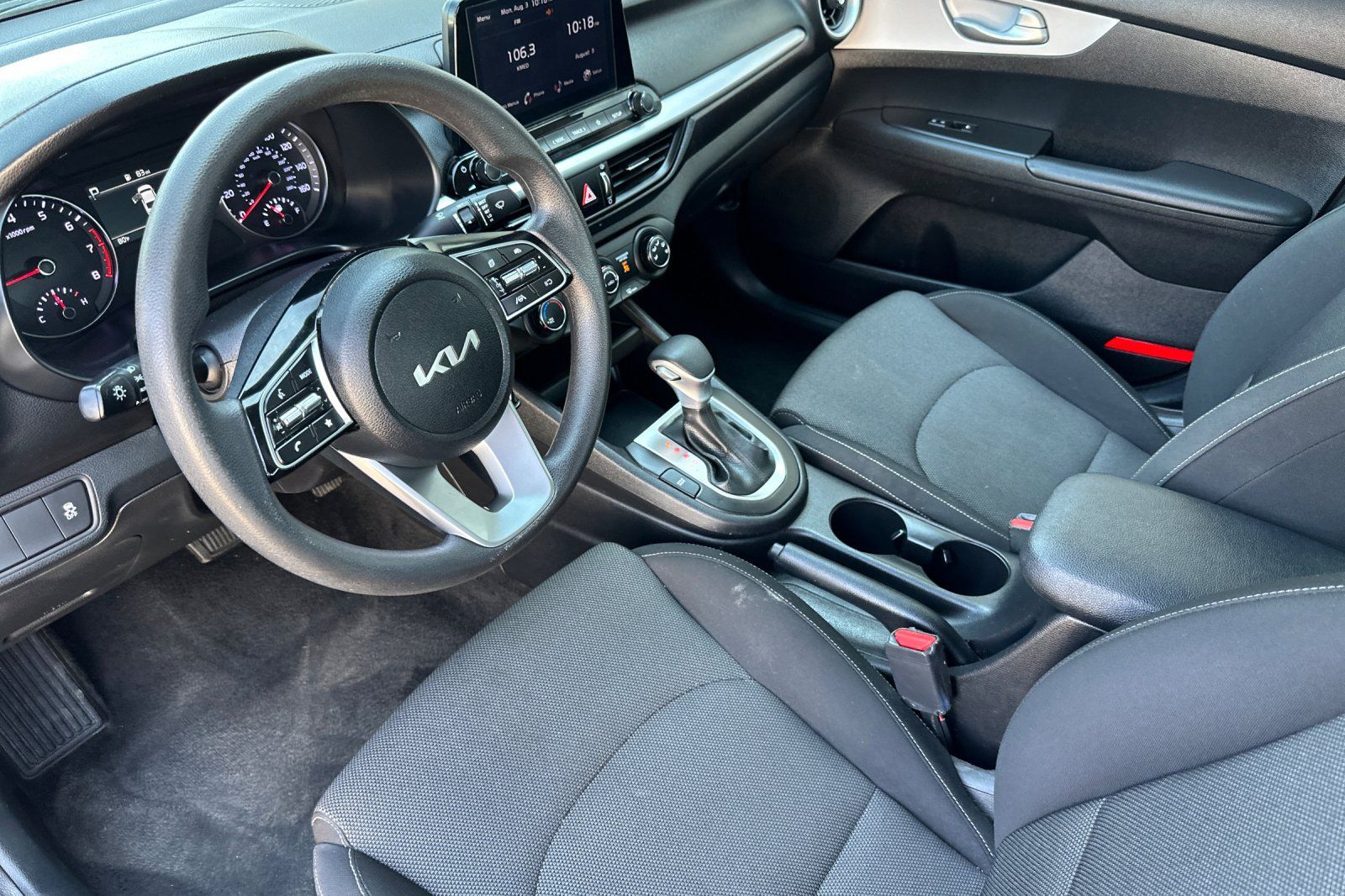 Used 2024 Kia Forte LXS FWD image 11