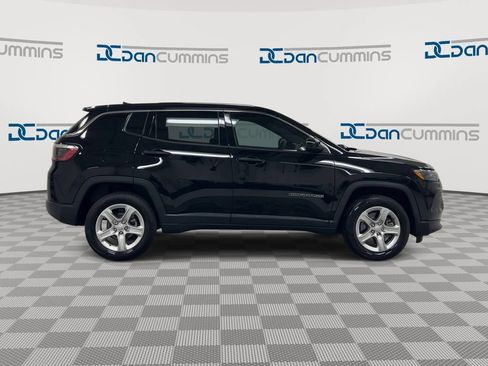 Used 2023 Jeep Compass Sport AWD/4WD image 9