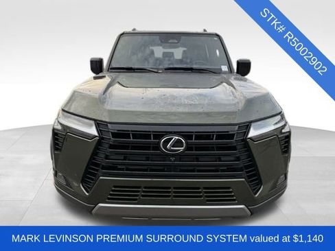 Used 2024 Lexus GX 550 image 2