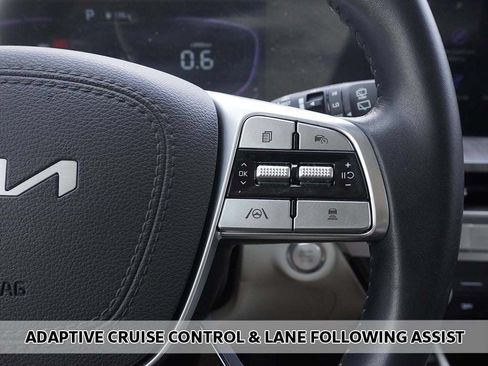 Used 2025 Kia Telluride EX FWD image 5