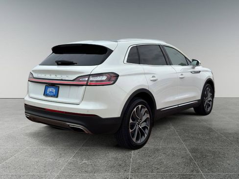 Used 2022 Lincoln Nautilus Reserve w/ Equipment Group 201A image 3