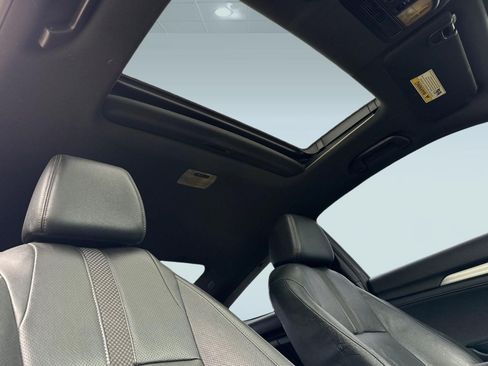 Used 2019 Honda Civic Touring image 23