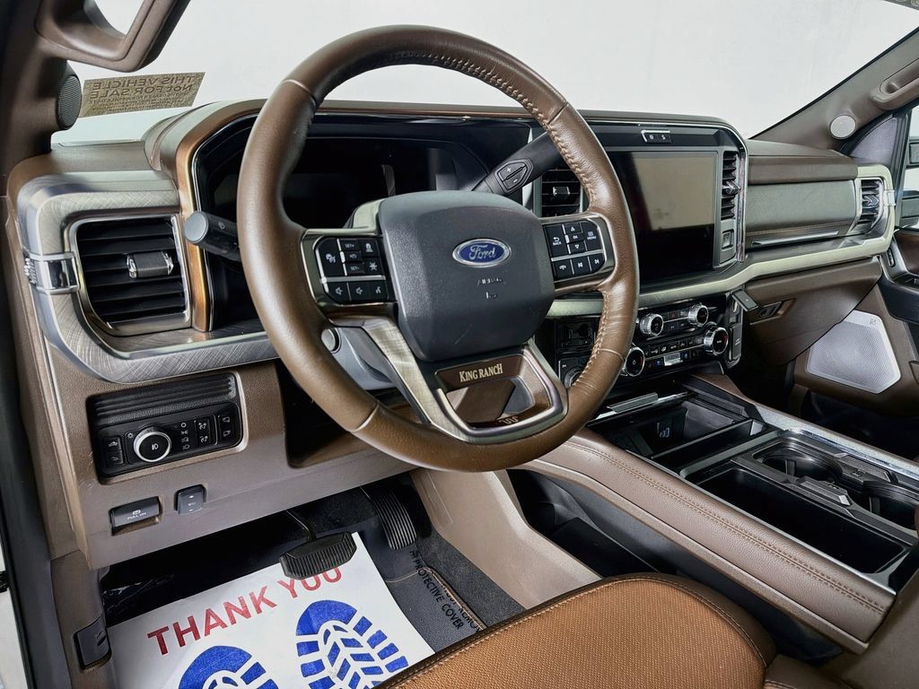 Used 2025 Ford F250 King Ranch w/ FX4 Off-Road Package AWD/4WD image 9